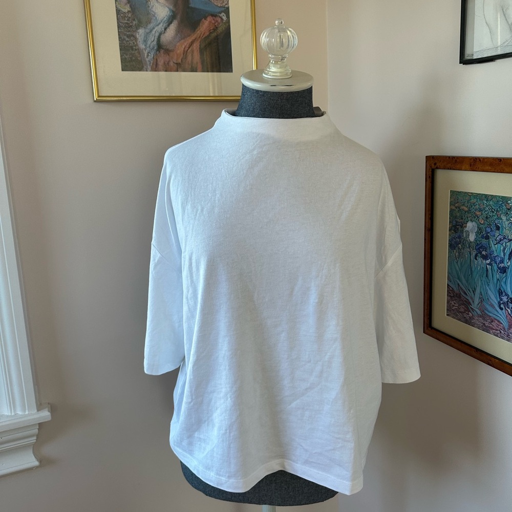 NWT Abercrombie and Fitch oversized T shirt size medium